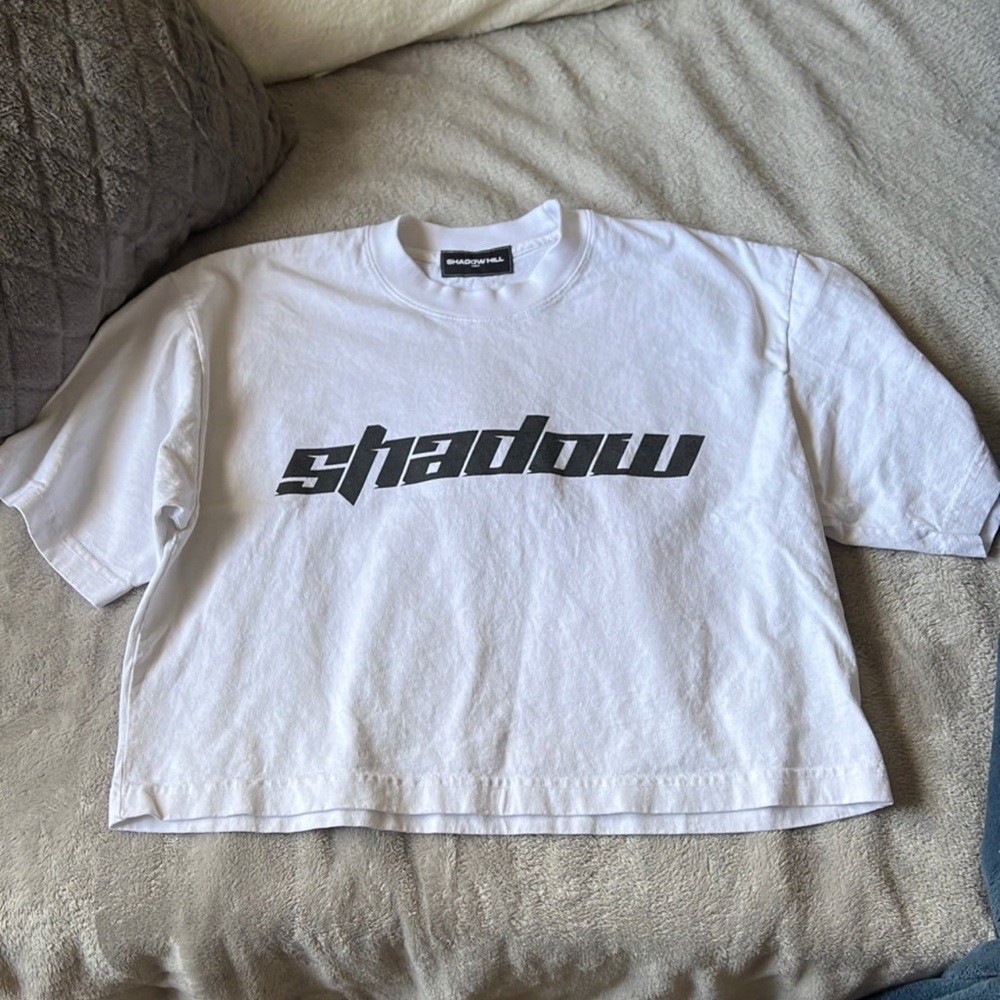 NWOT Shadow Hill Cropped White Tshirt